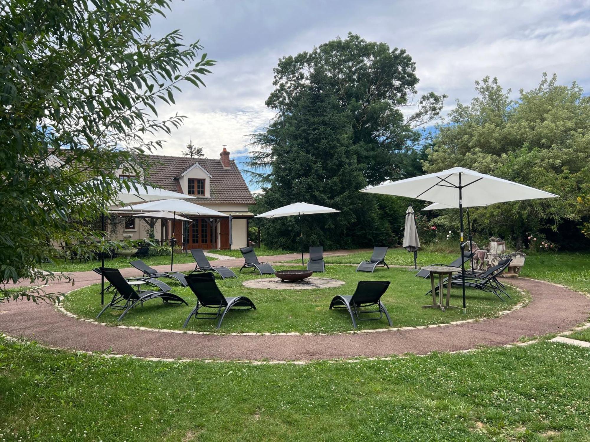 La Cle Des Champs - Les Grais 1H10 De Paris Villa Bazoches-sur-le-Betz Eksteriør bilde